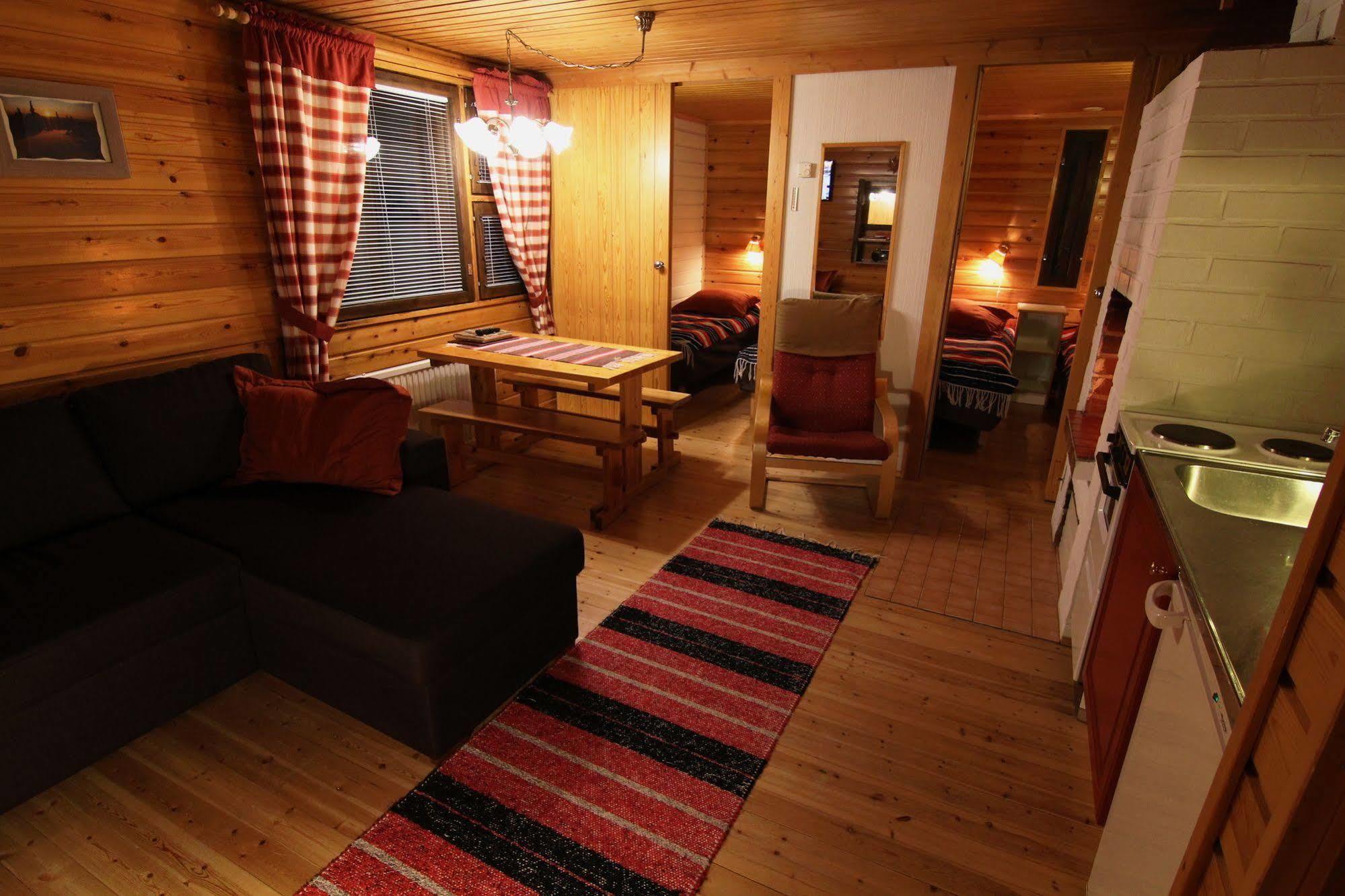 Villa Seita Moekki, Aekaeslompolo Extérieur photo